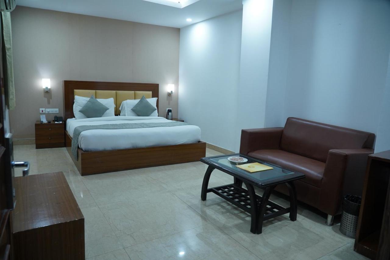 The Lohmod - Near Delhi Airport