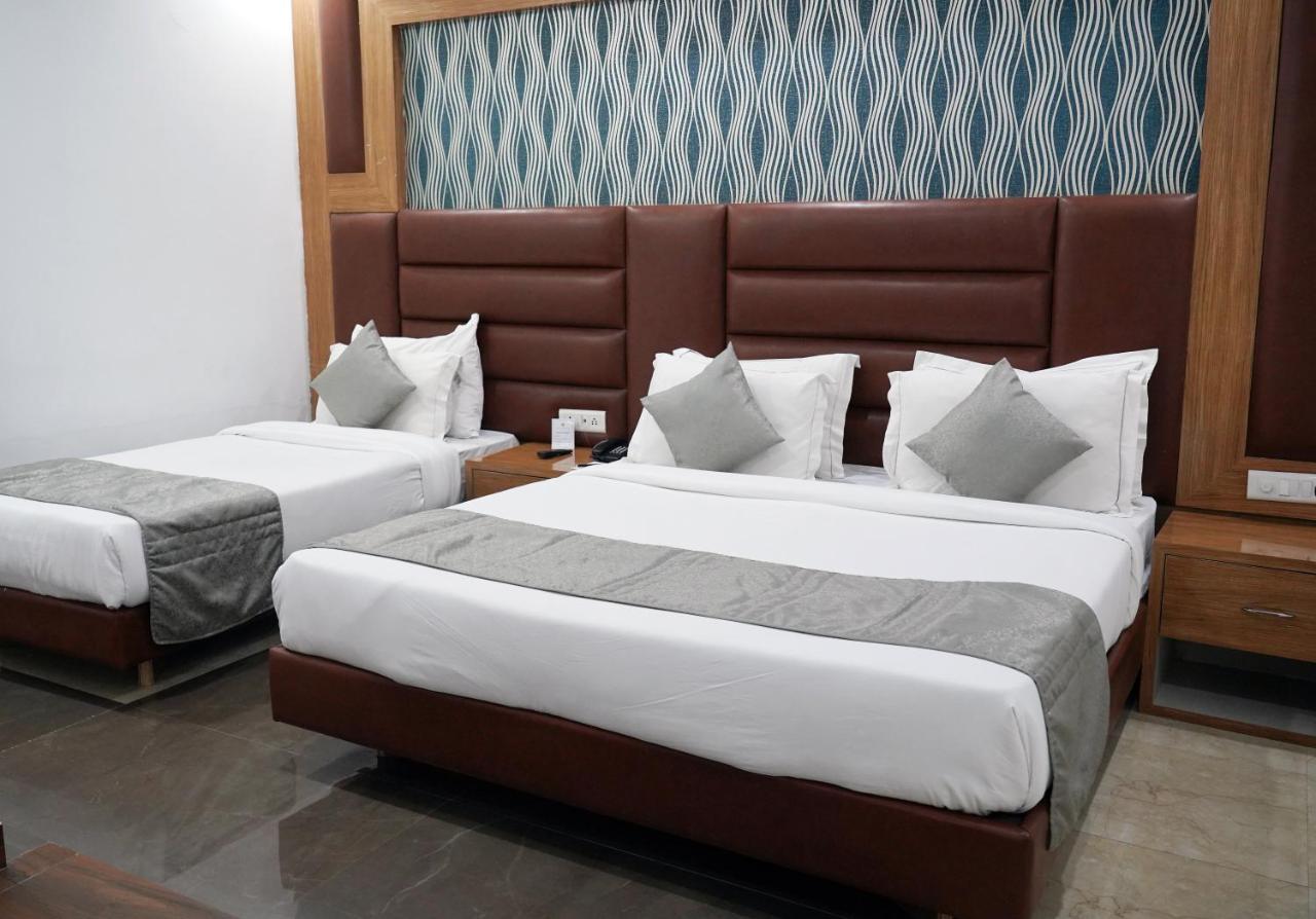The Lohmod - Near Delhi Airport Hotel New Delhi