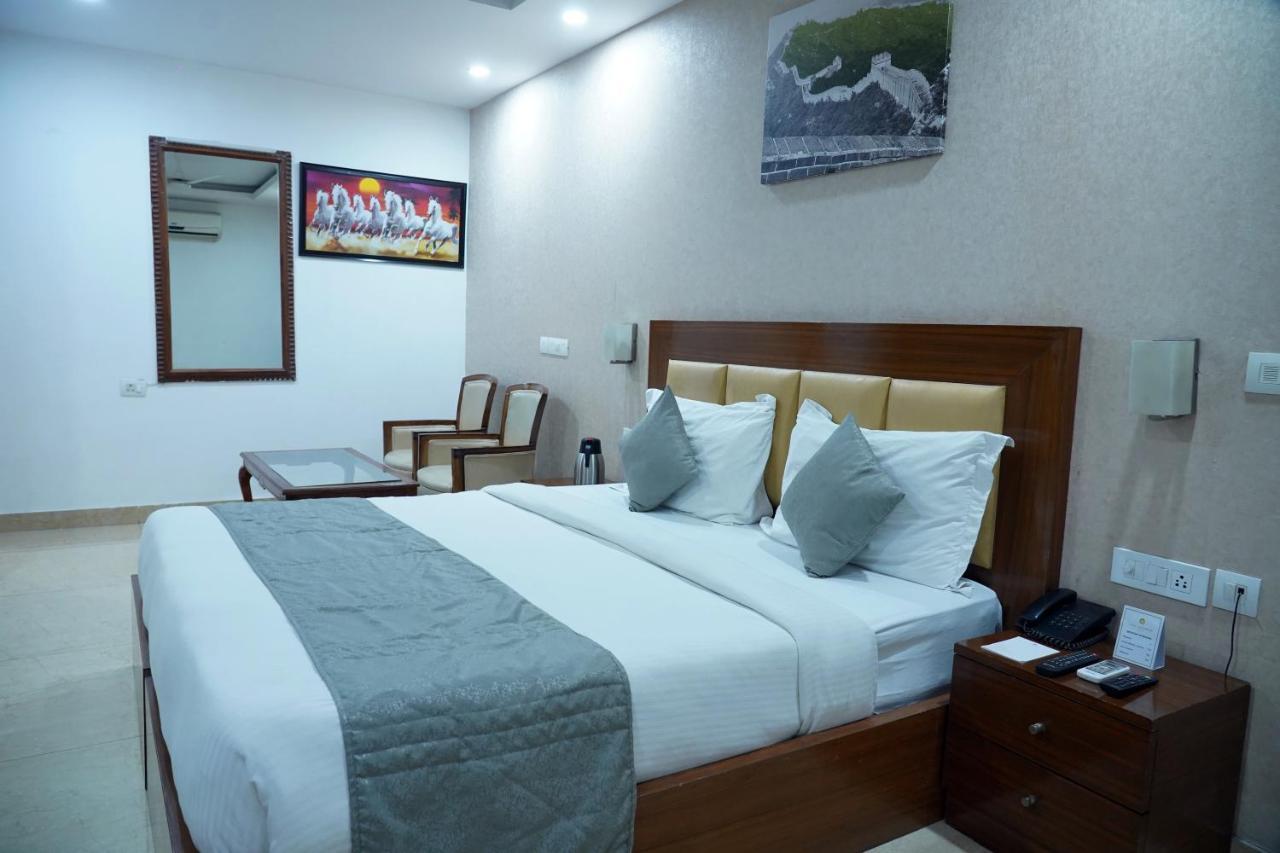 The Lohmod - Near Delhi Airport New Delhi