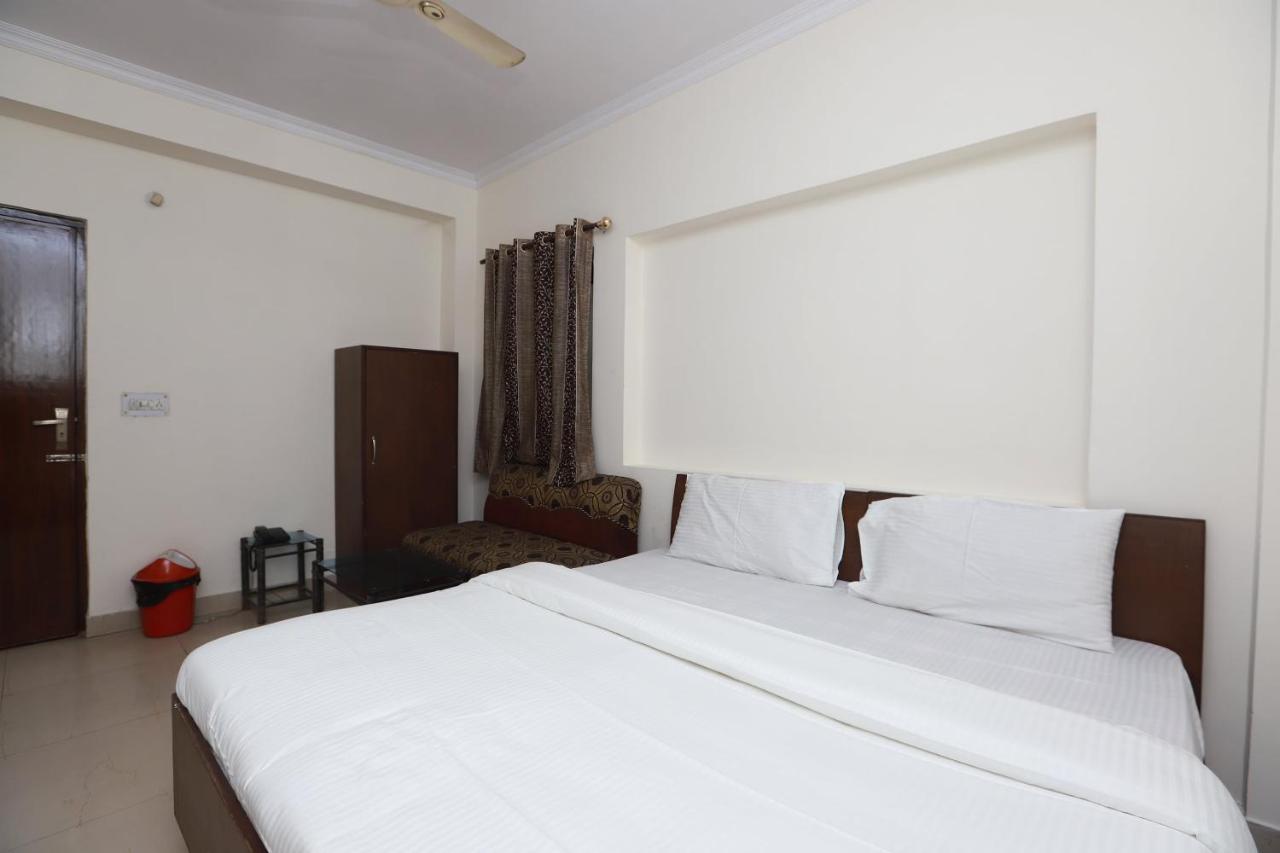 Spot On 29024 Jageer Palace Hotel