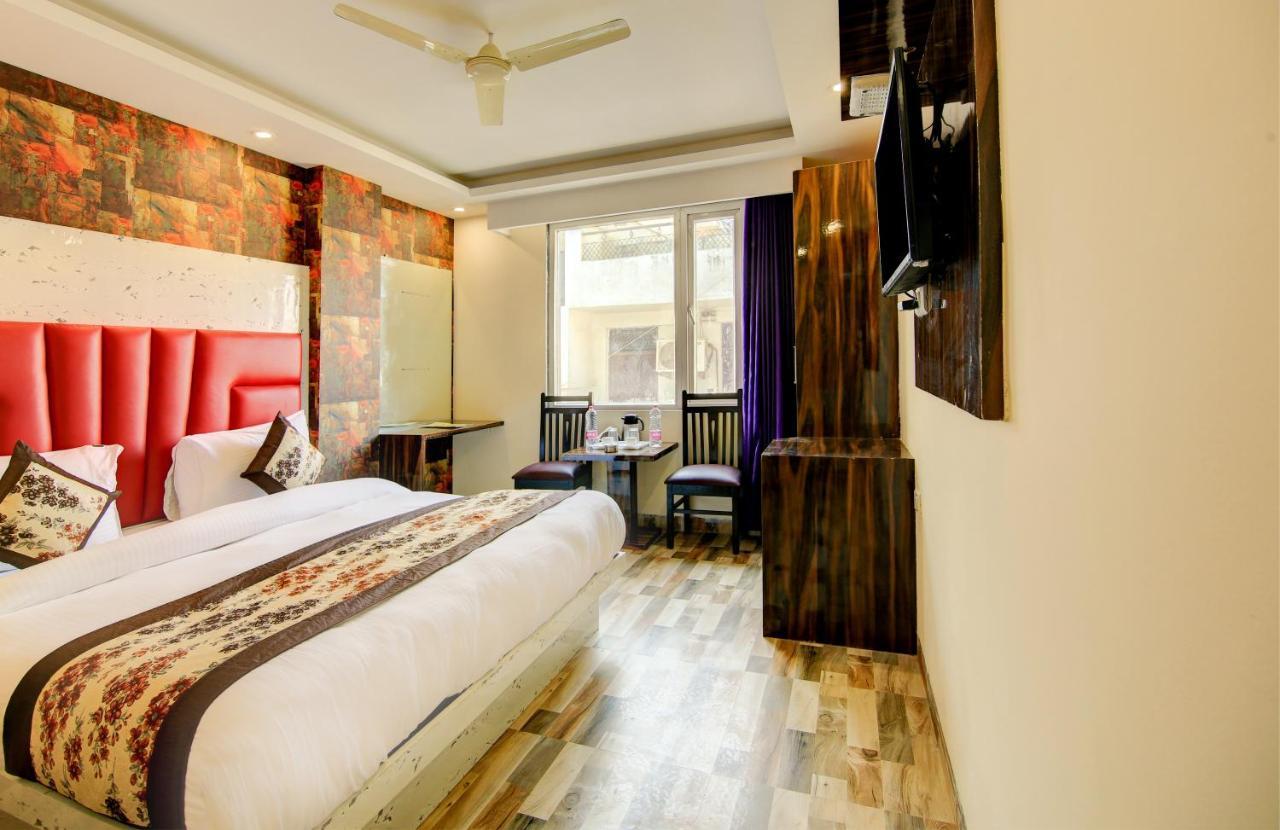 Hotel Smart Signature - Delhi Airport Hotel