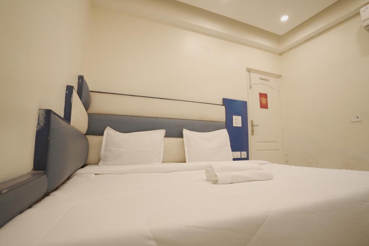 Hotel Leo Continental 2*