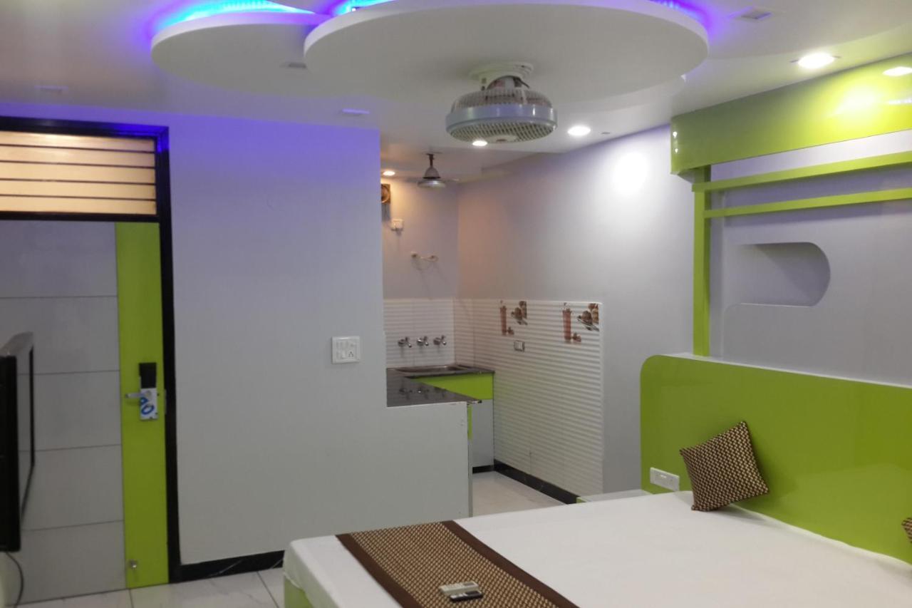 Oyo 86669 Arnav Residency