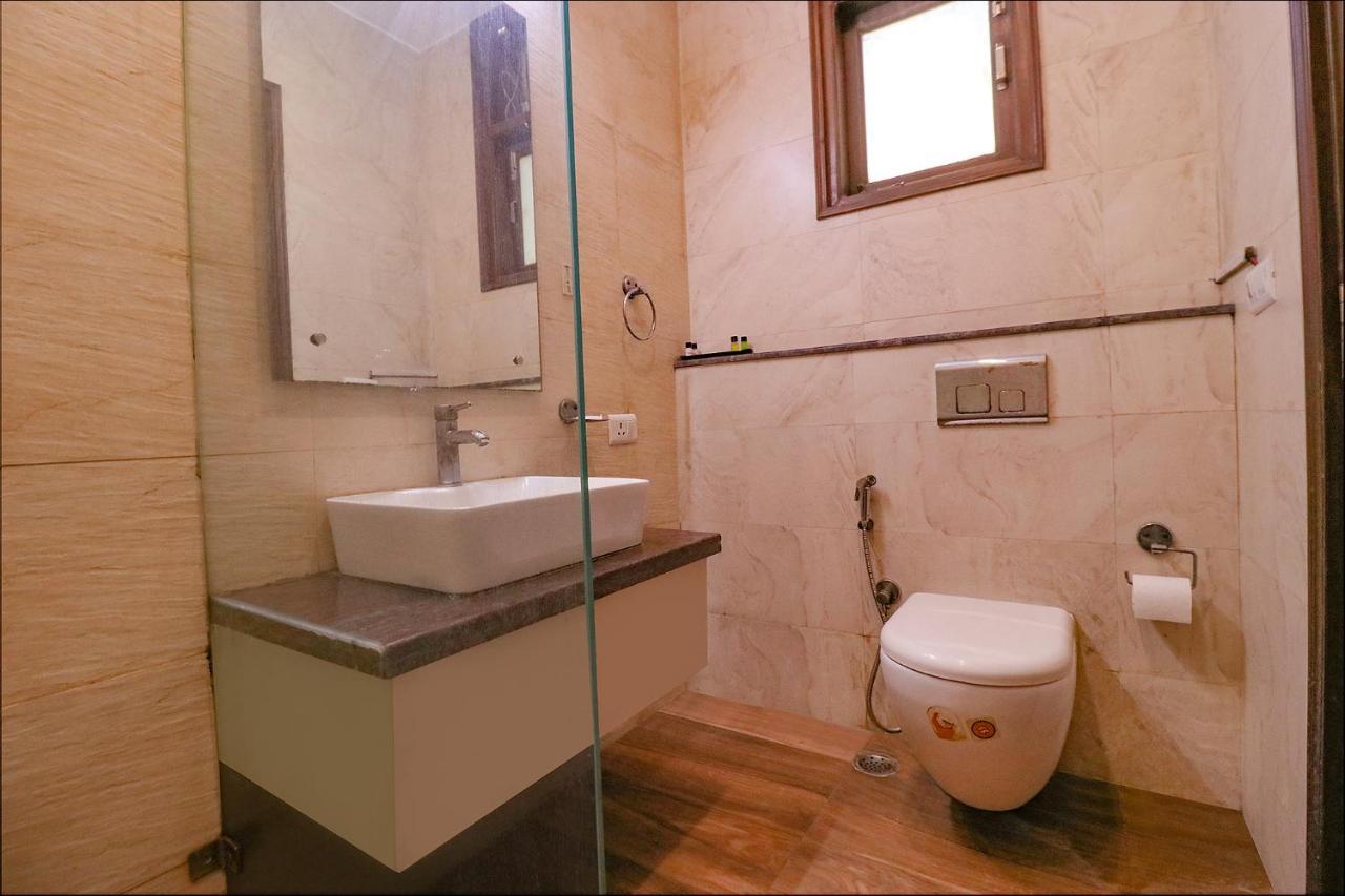 Fabhotel Nirvana Hotel New Delhi