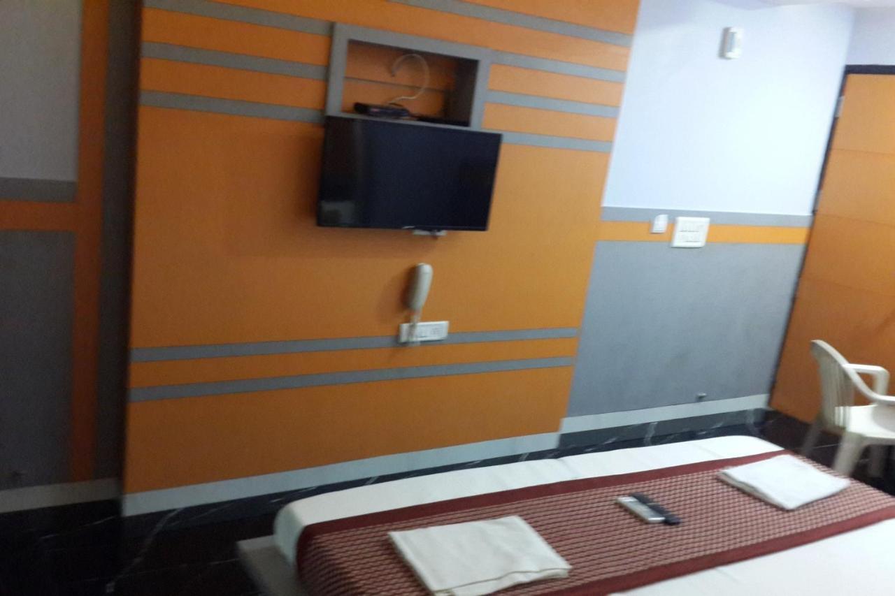 Hotel Oyo 86669 Arnav Residency New Delhi