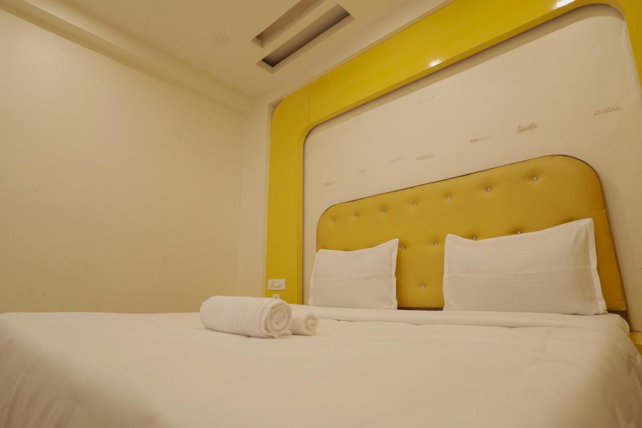 Leo Continental New Delhi