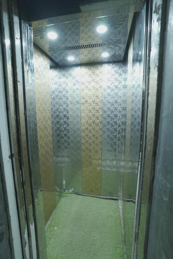 Leo Continental 2*