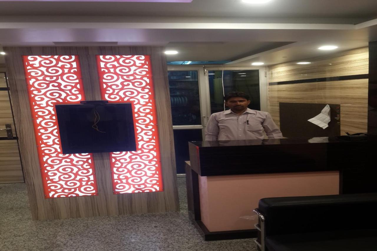 Oyo 86669 Arnav Residency 3* New Delhi
