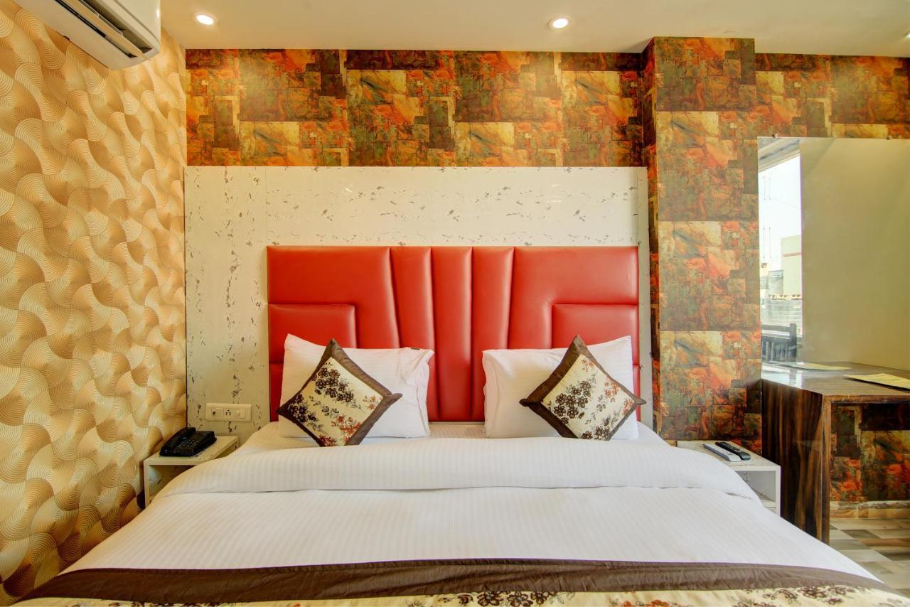 Hotel Smart Signature - Delhi Airport