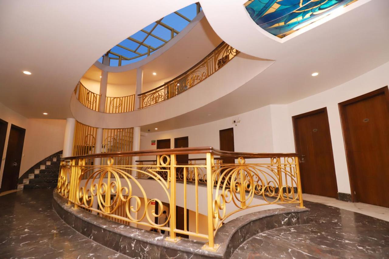 Shanti Hotel 3*