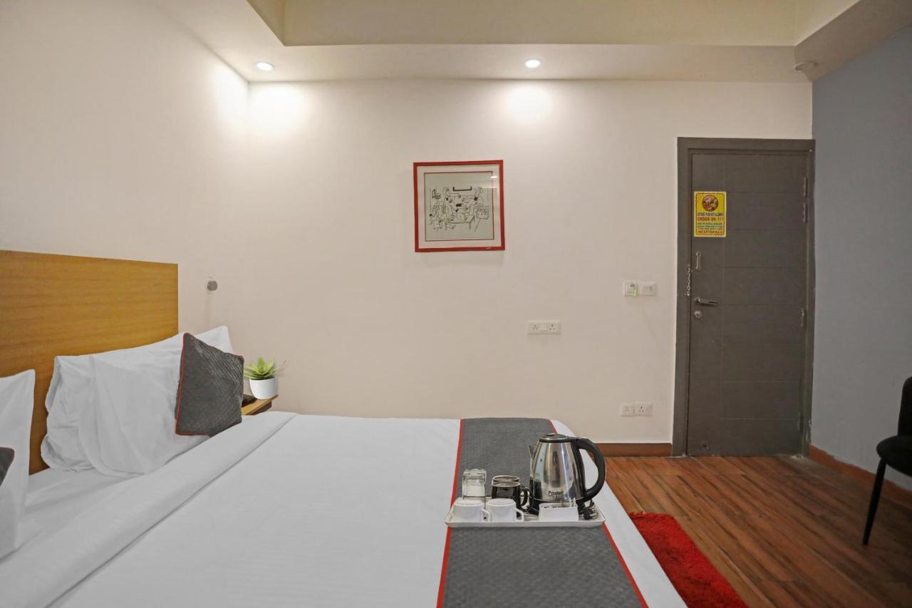 Oyo Townhouse 587 Sector 19 4*