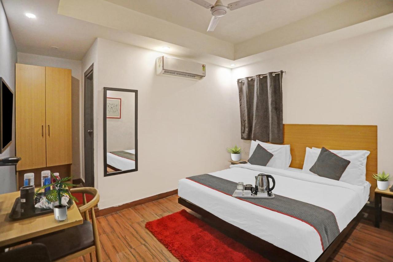 Hotel Oyo Townhouse 587 Sector 19 Kālkāji Devi