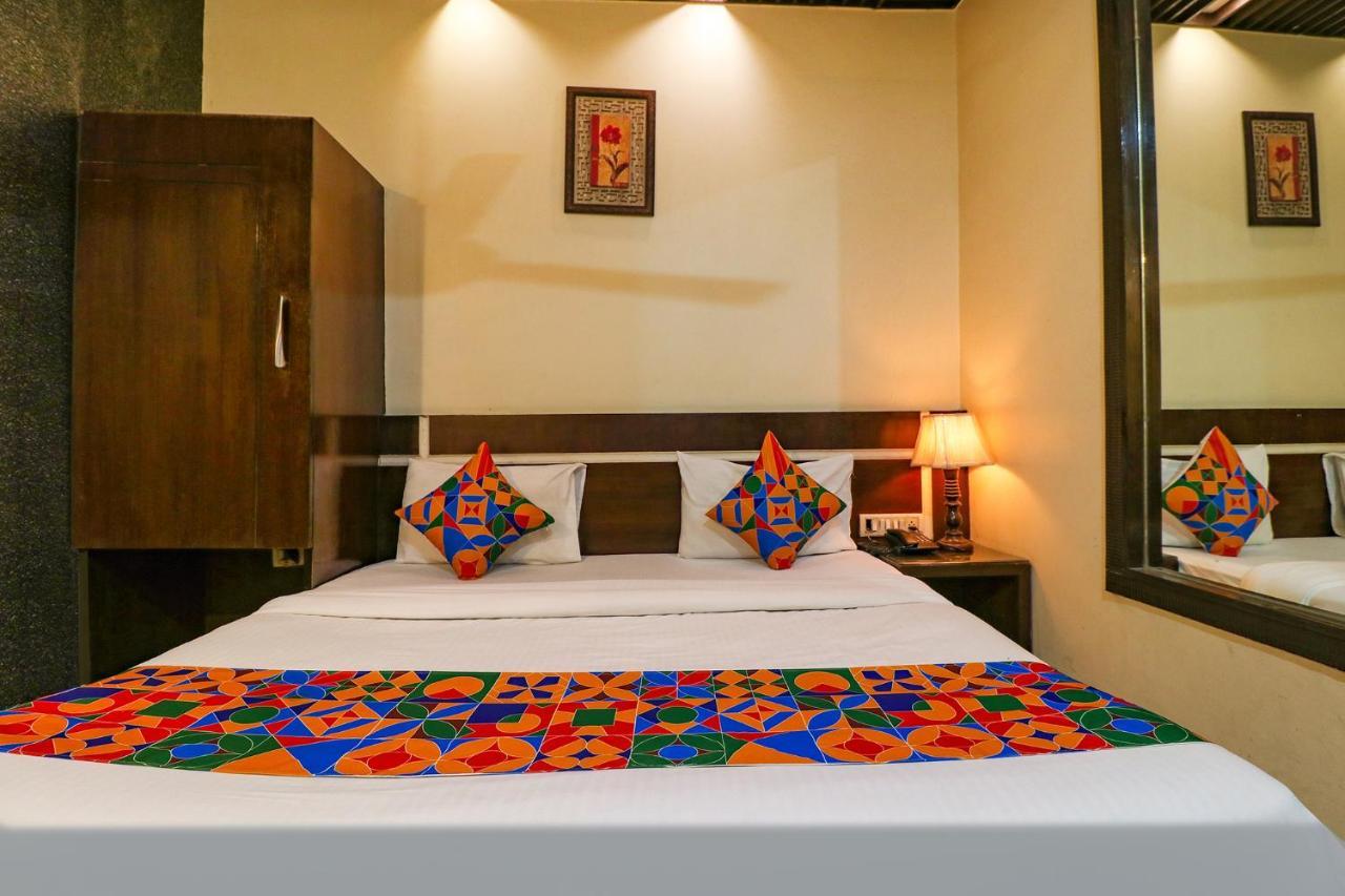 Staybook Aira Railway Station Paharganj Hotel Nova Deli