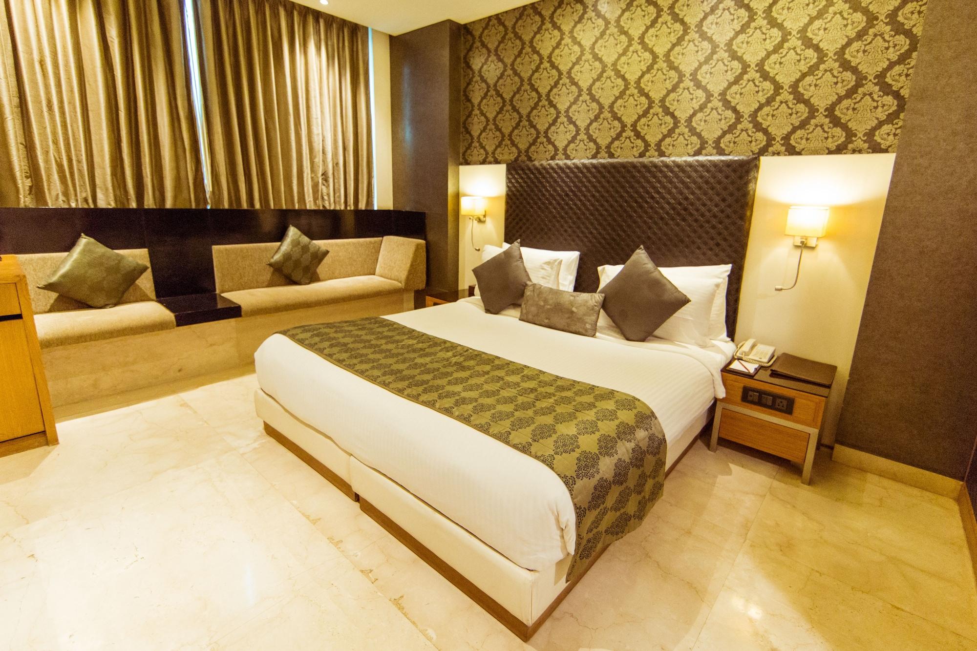 The Grand Orion - Greater Kailash Hotel 4*