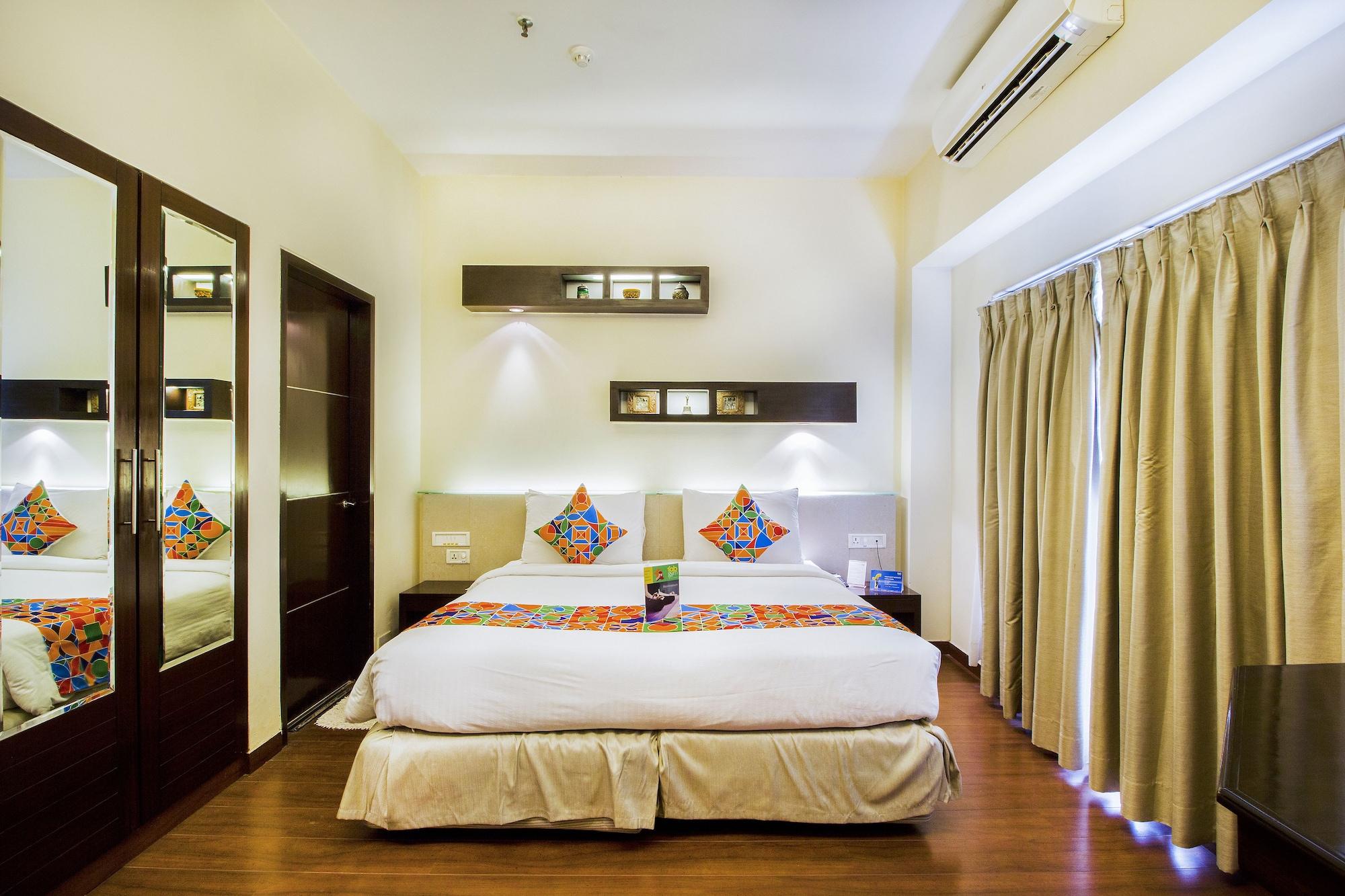 House By Howard Hotel 3*