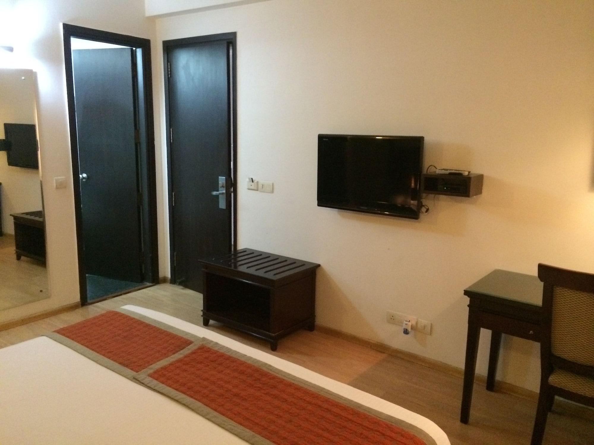 Emblem New Friends Colony, 3* New Delhi