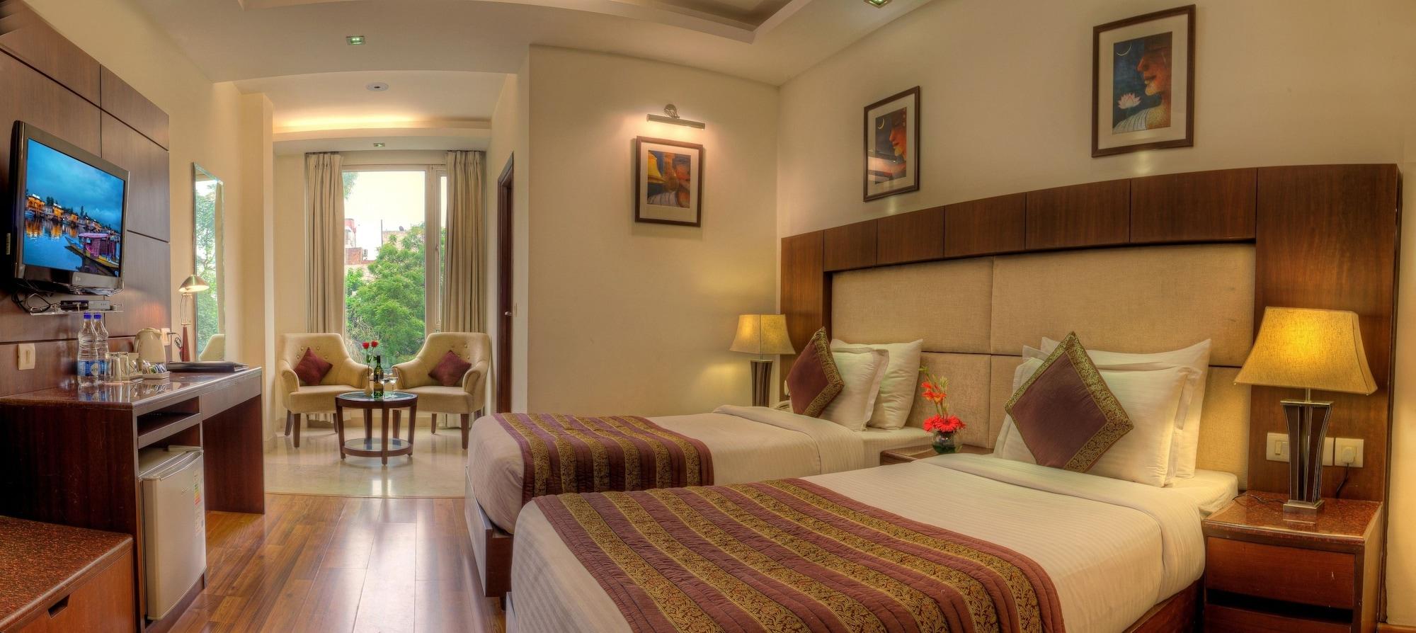 Oyo Townhouse 537 Regent Intercontinental Hotel 3*