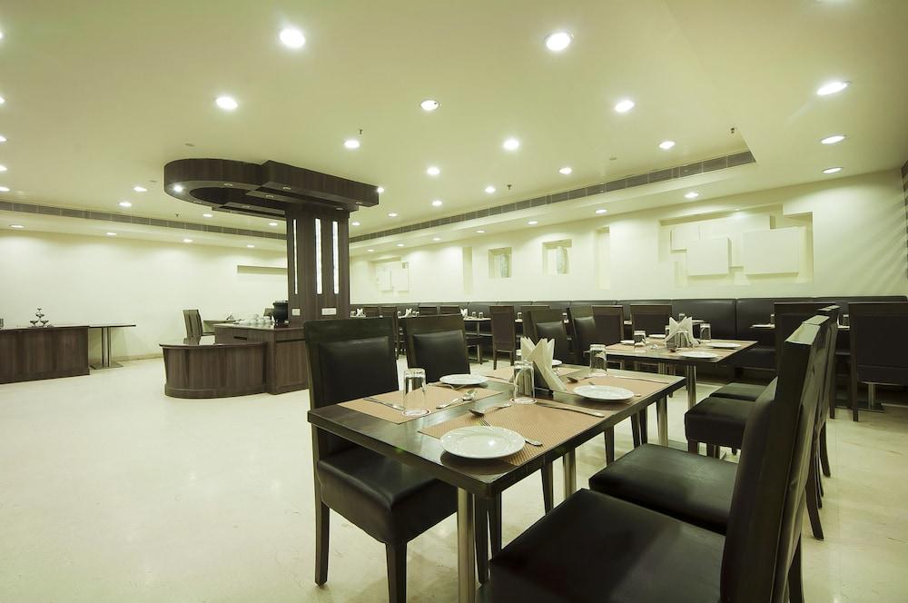 Oyo Townhouse 537 Regent Intercontinental Delhi (National Capital Territory of India)