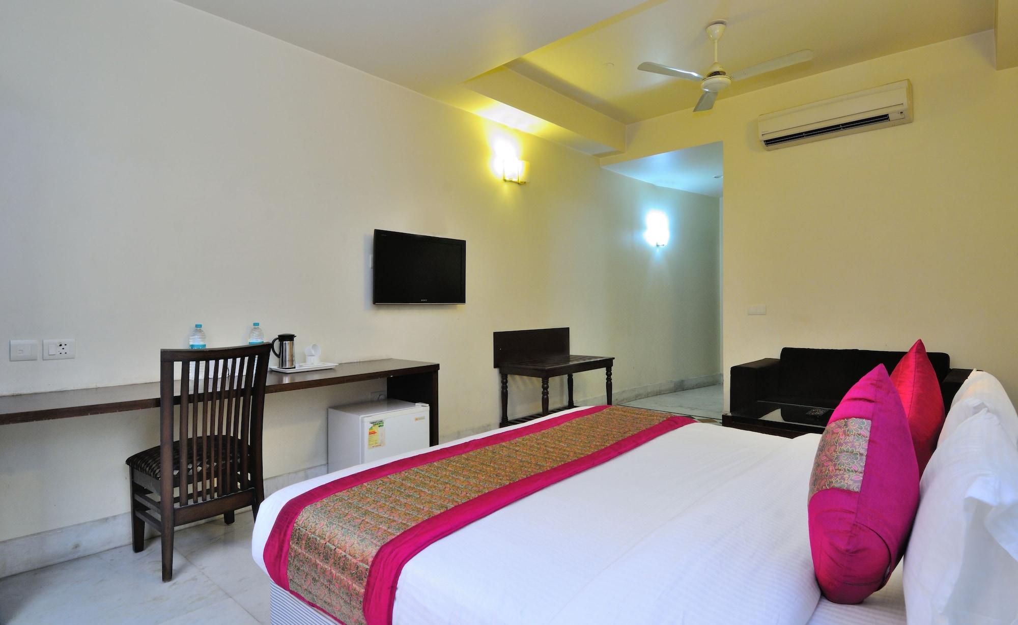 Shanti Hotel 3*