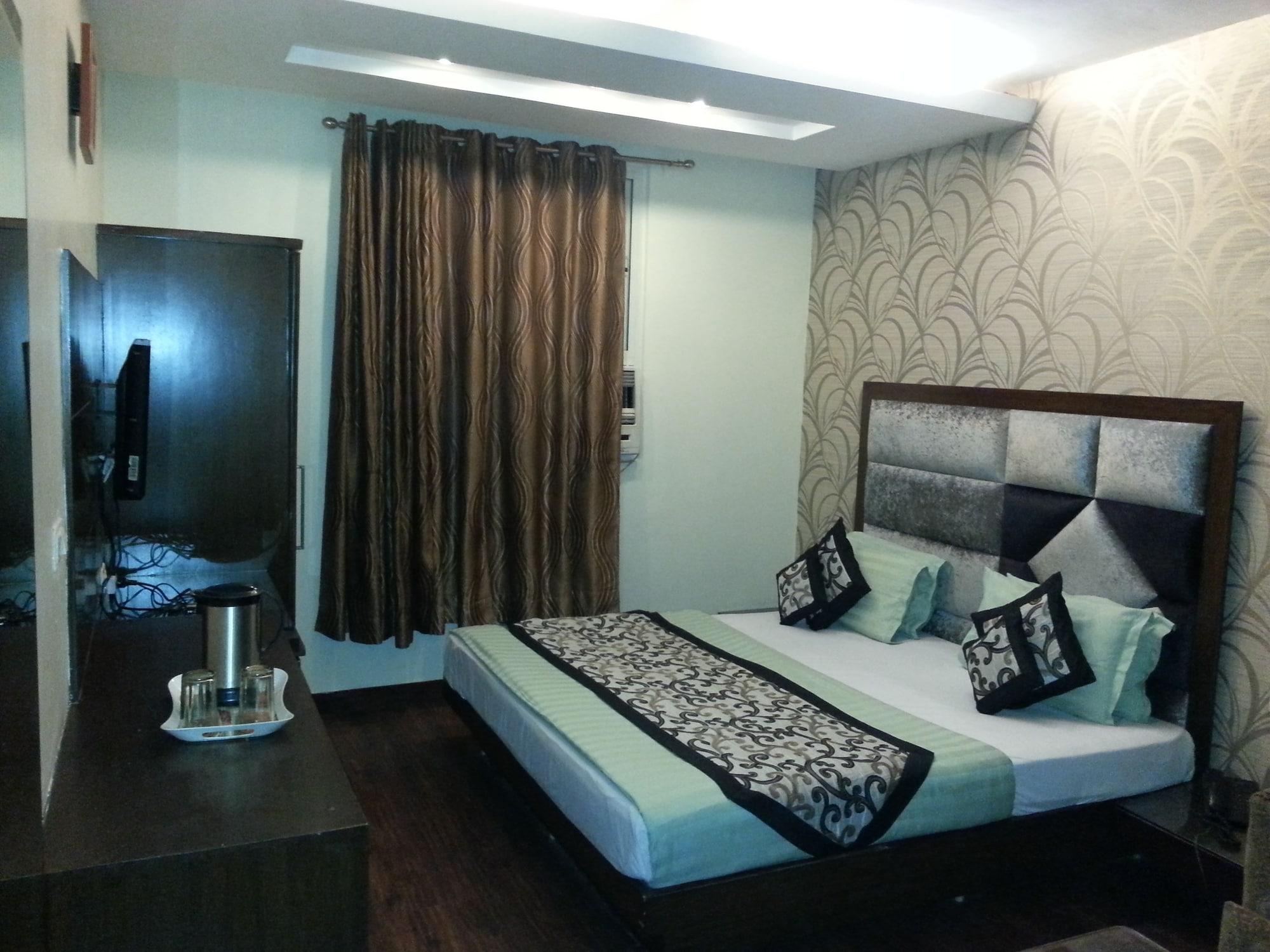 Vanson - Near Connaught Place Hotel 3*