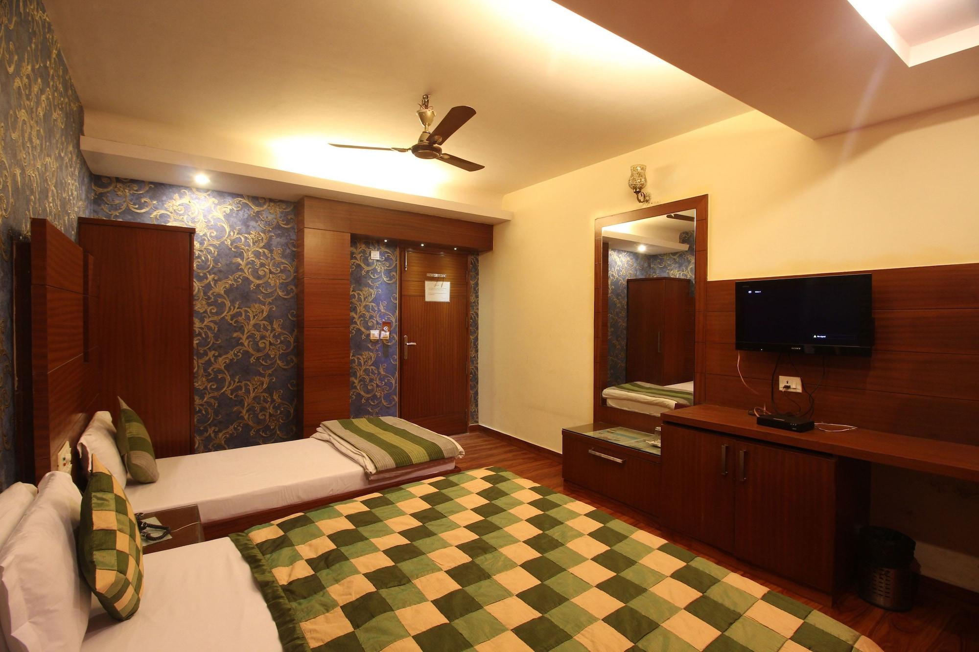 Vanson - Near Connaught Place Hotel