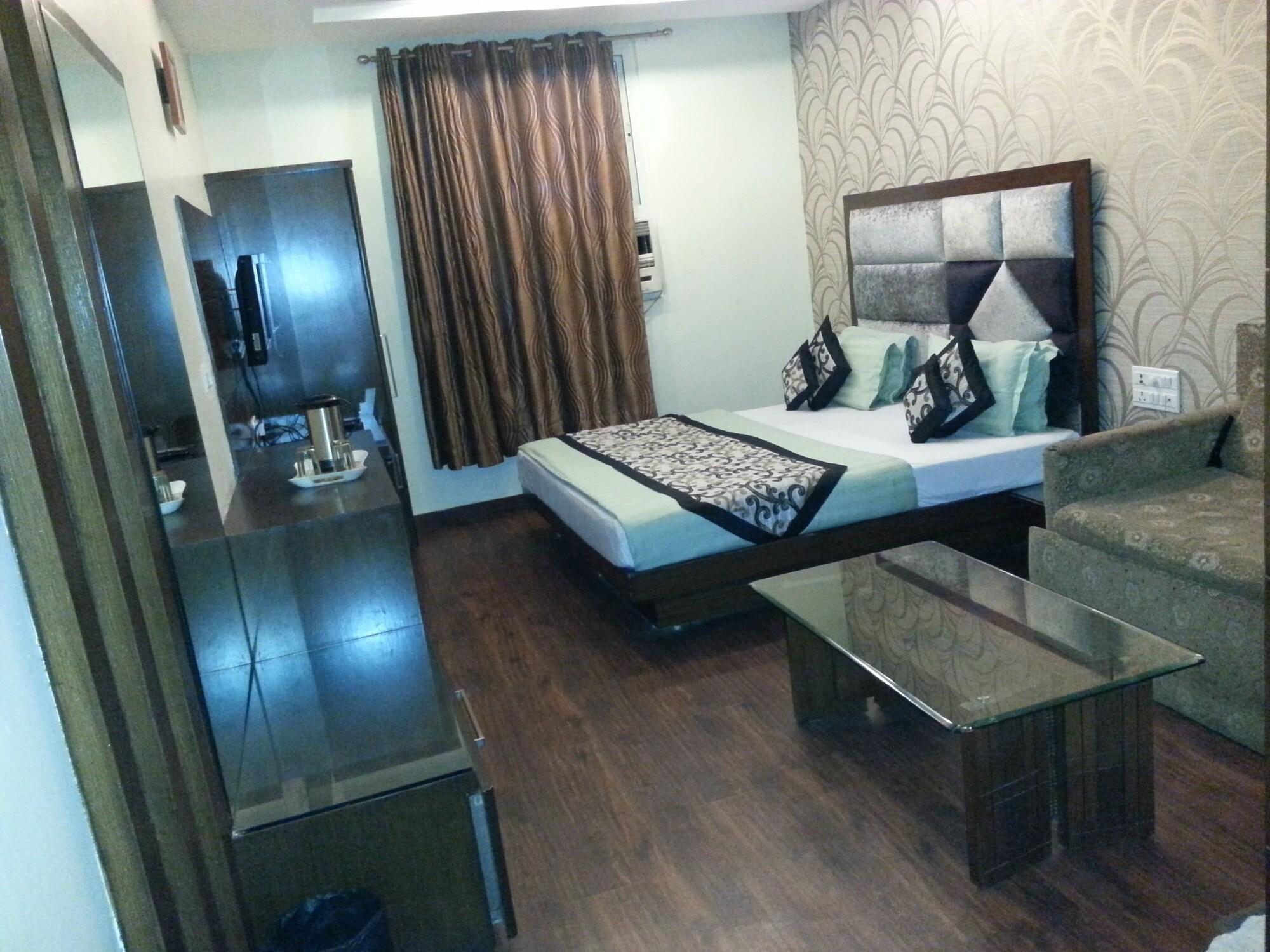 Vanson - Near Connaught Place Hotel 3*