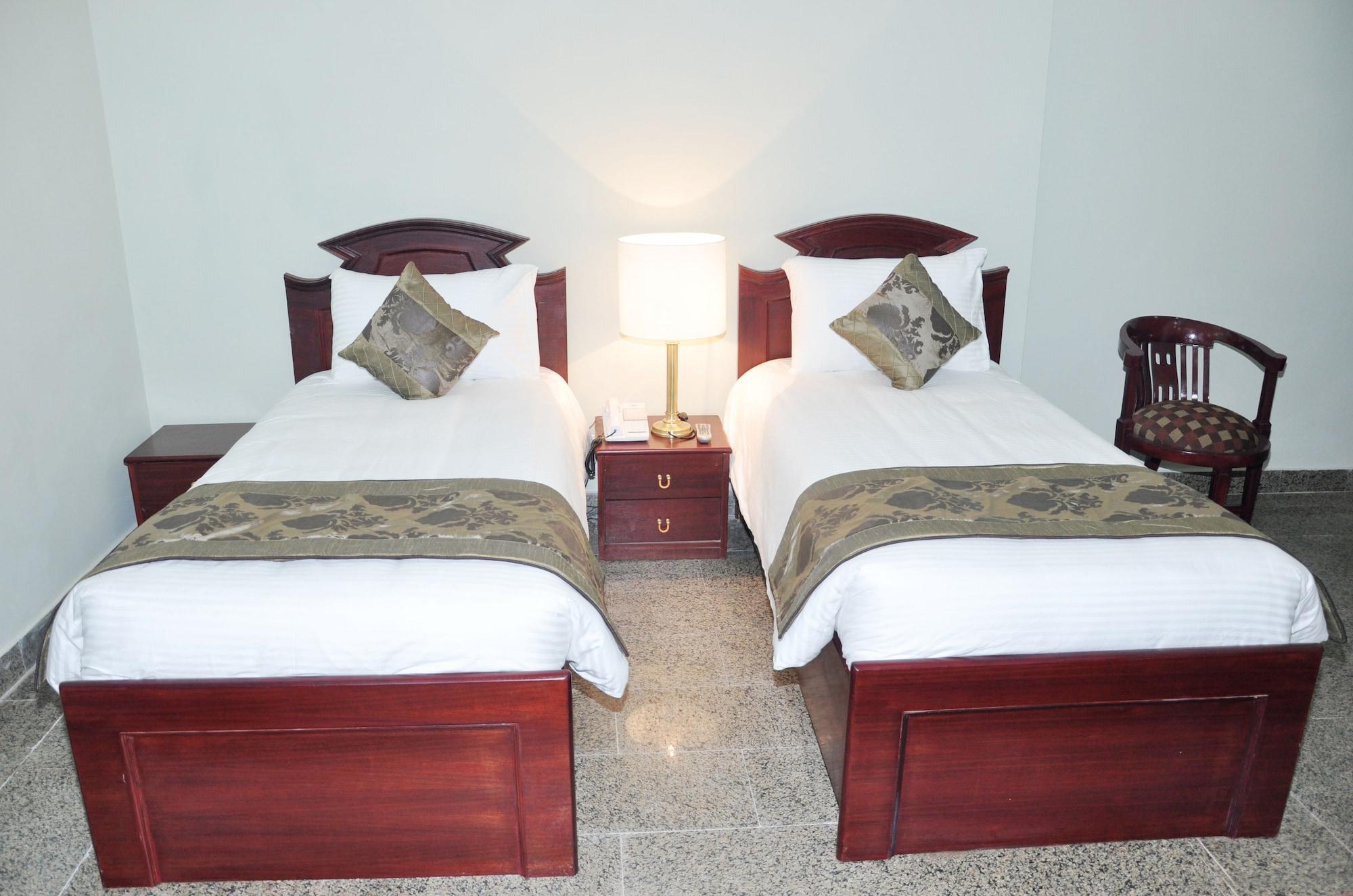 Oyo 367 Forest Hotel New Delhi