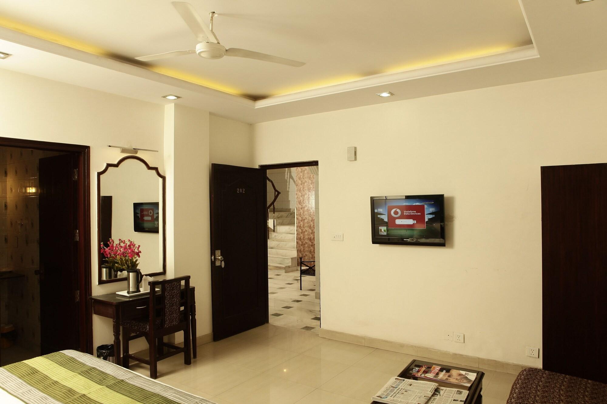 Fabhotel Darbar Near Karol Bagh Market 3* Delhi (National Capital Territory of India)