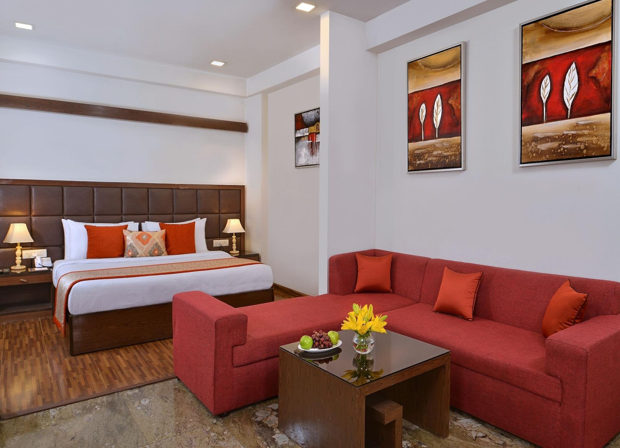 Taurus Sarovar Portico Hotel
