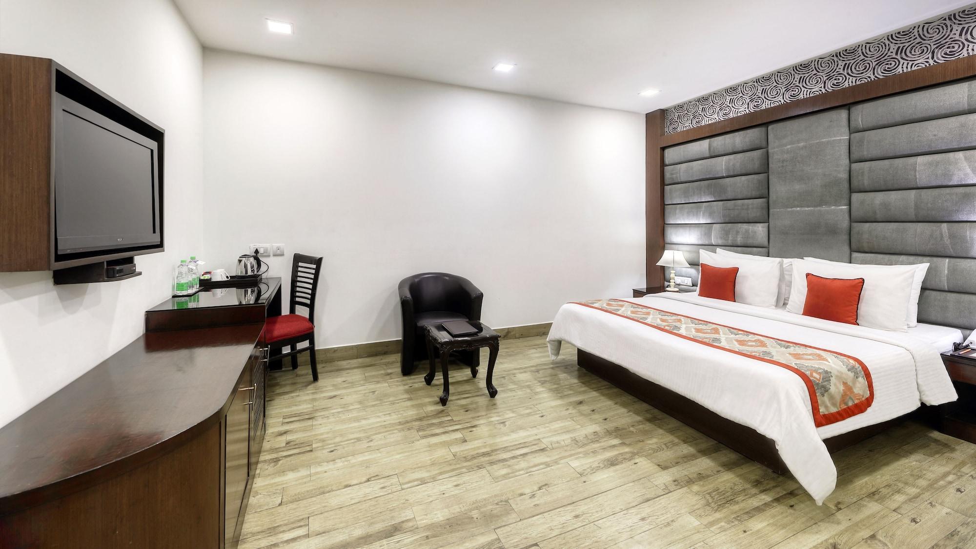 Hotel Taurus Sarovar Portico