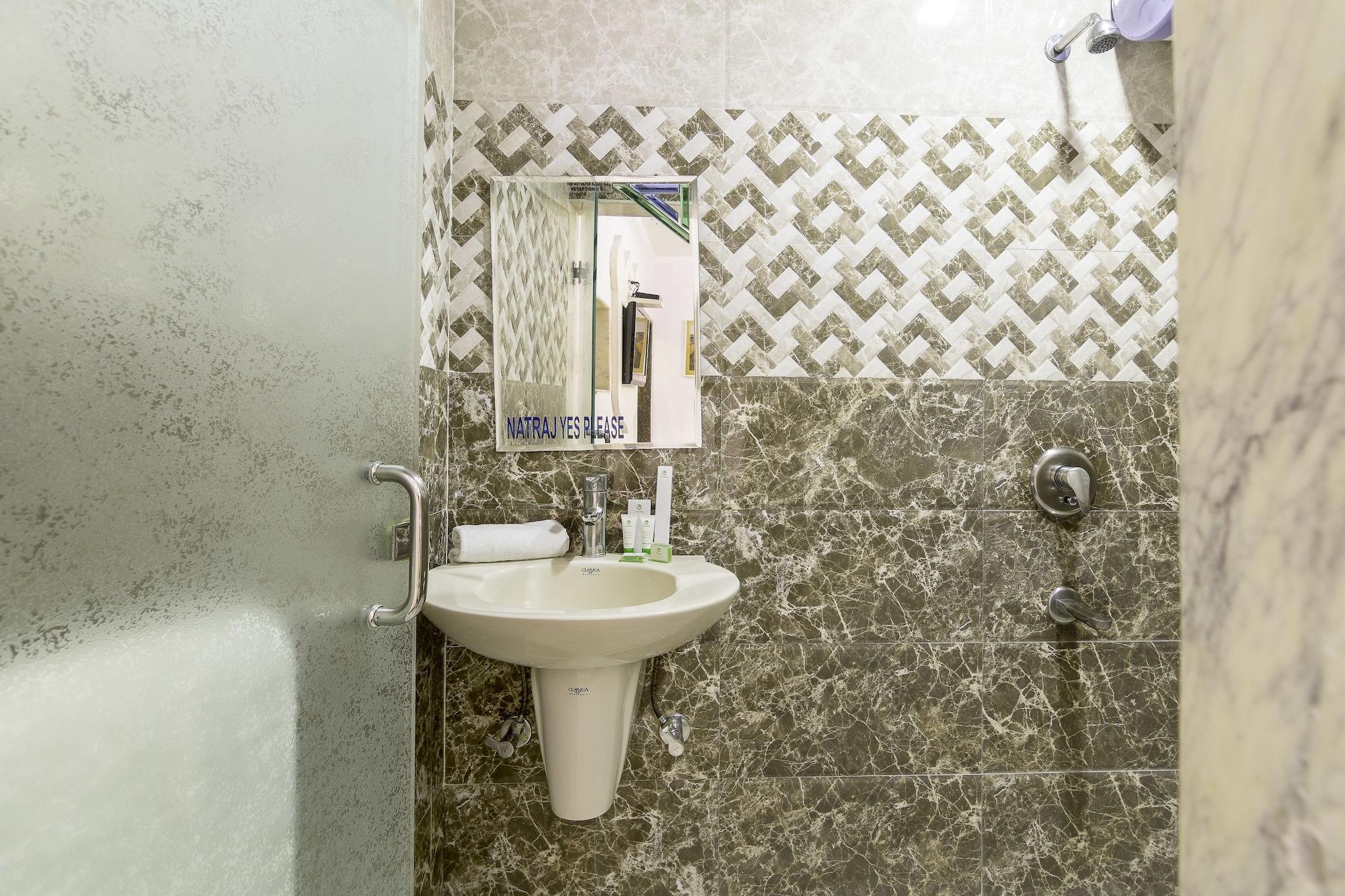 The Natraj Yes Please -new Delhi Hotel Nova Deli