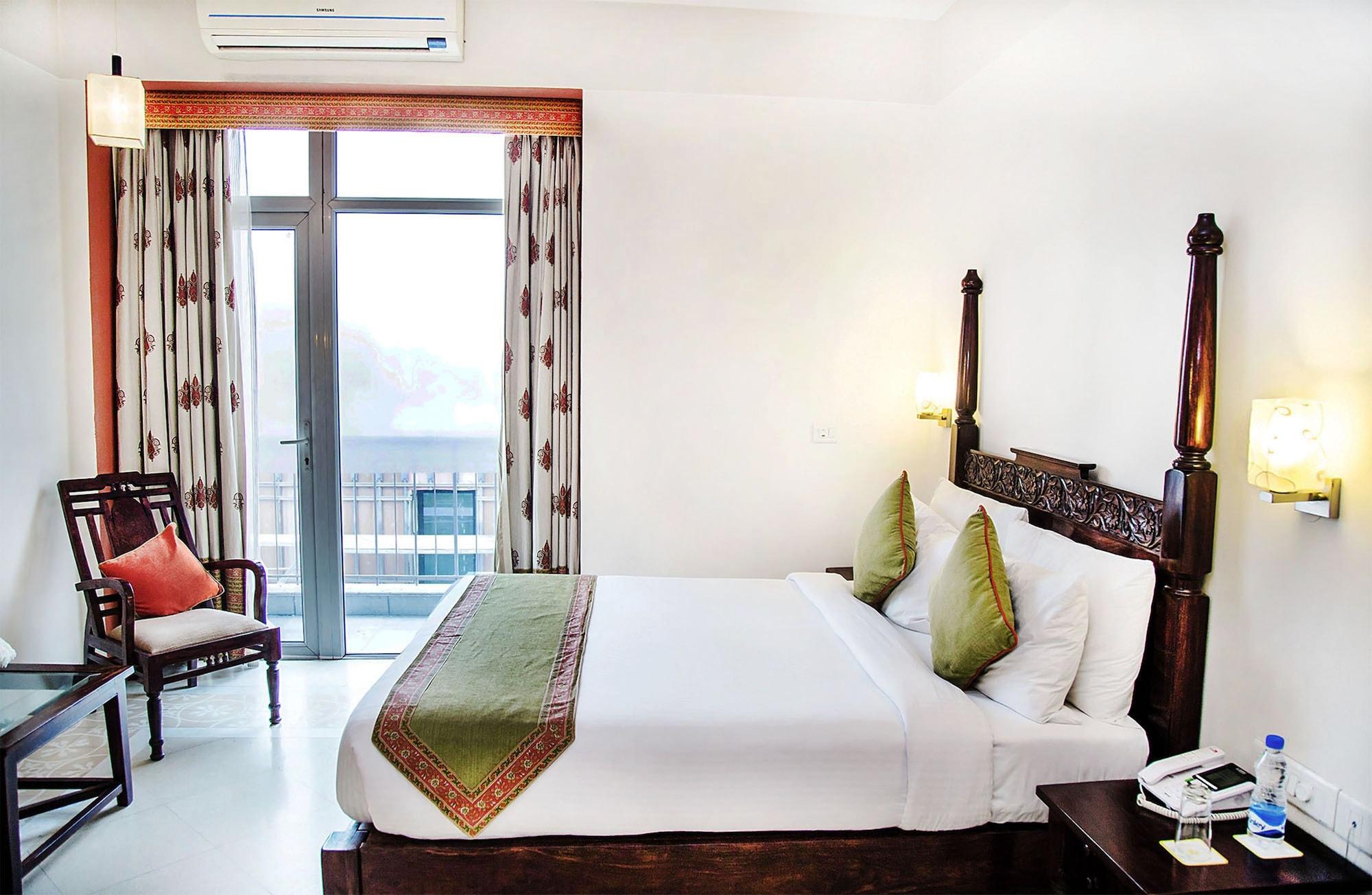 Mantra Amaltas 4* New Delhi