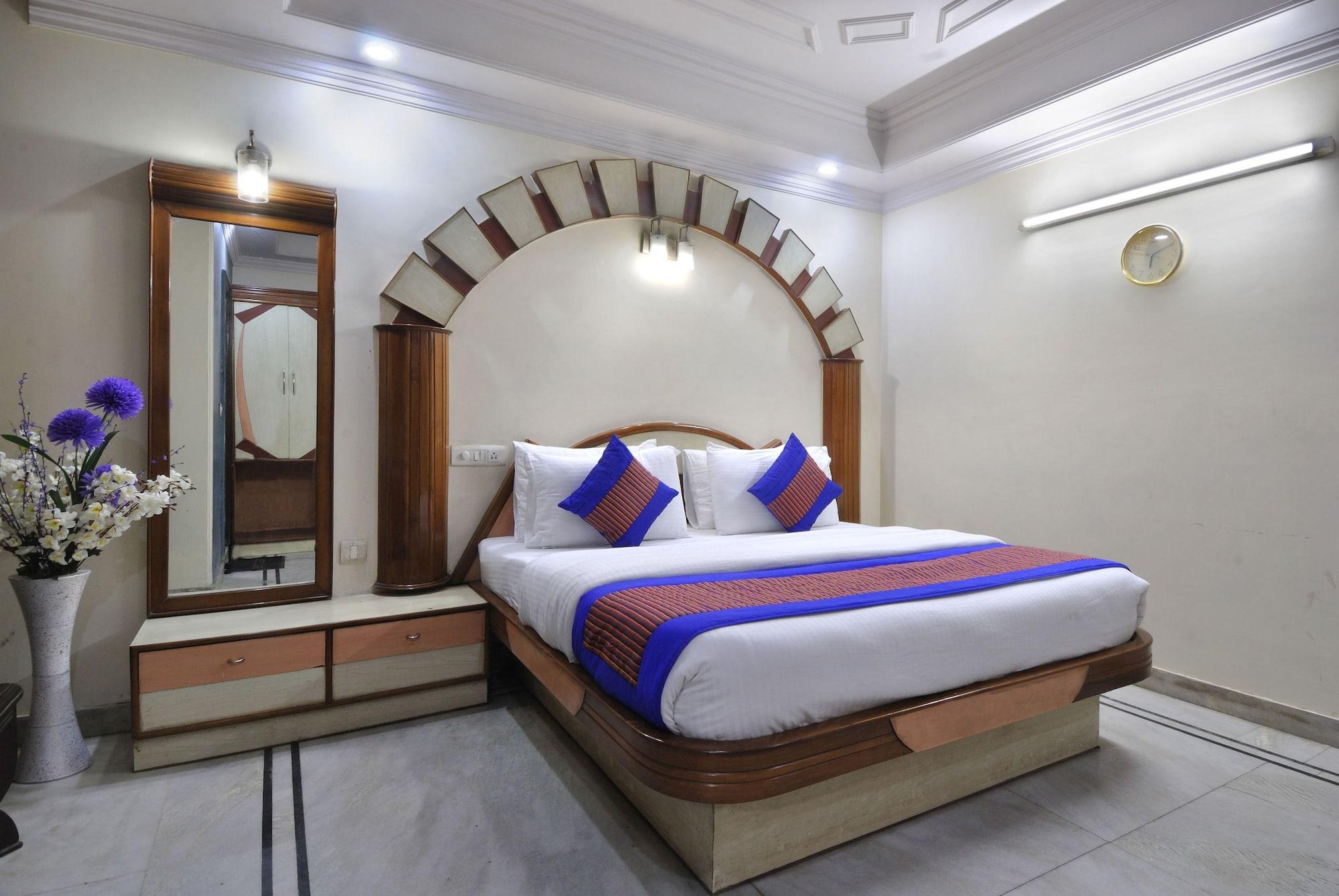 Hotel De International @ Station