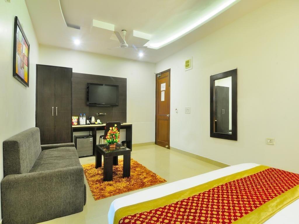 Sky Rich International - 05 Mins From Karol Bagh Metro Station