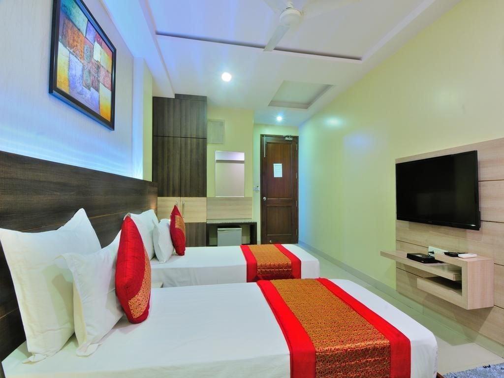 Hotel Sky Rich International - 05 Mins From Karol Bagh Metro Station 4*
