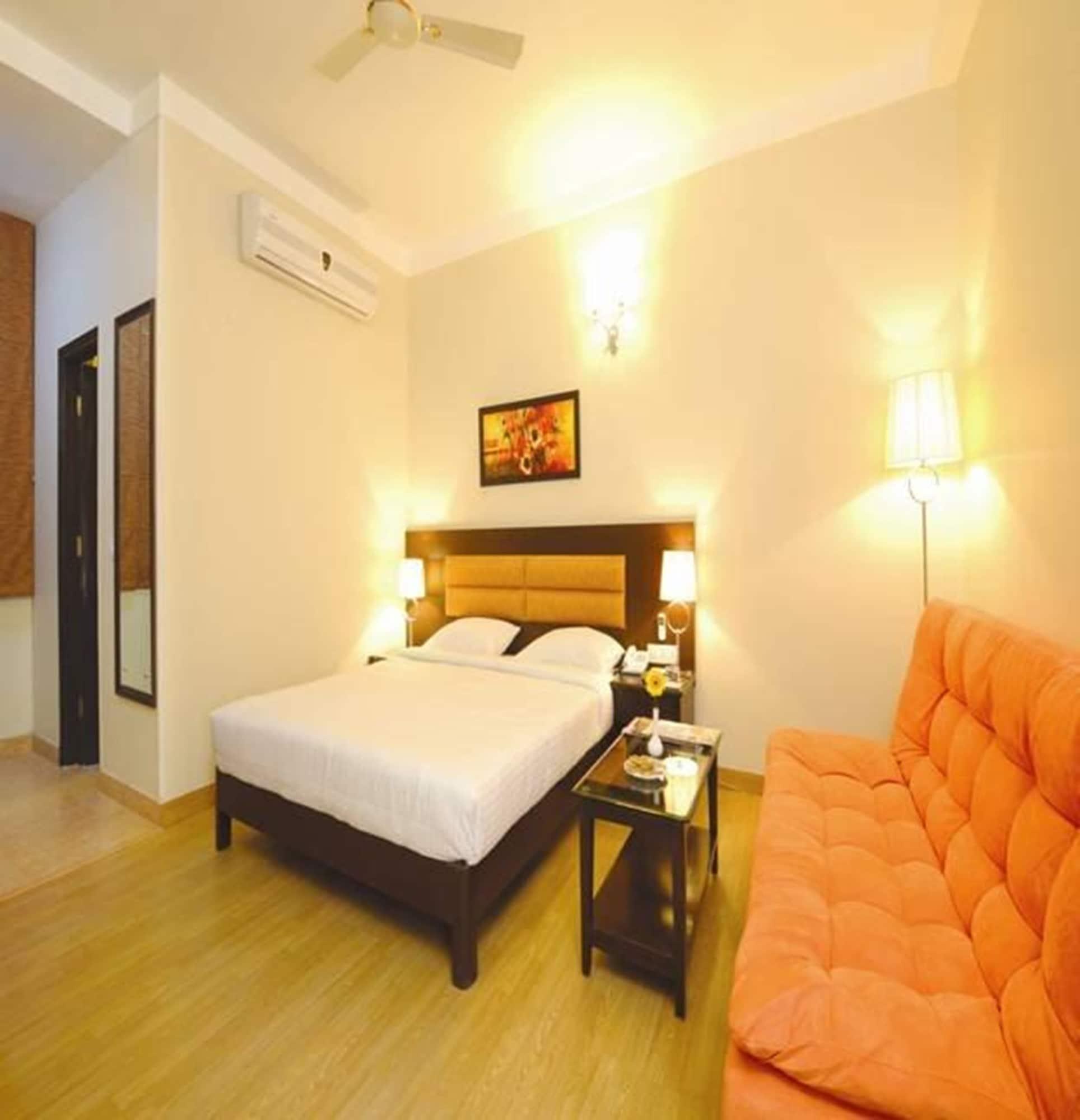 Clarks Kailash Colony Hotel New Delhi