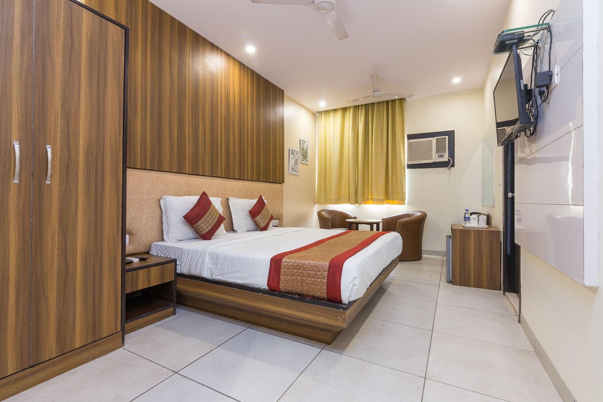 Hotel Rupam 3*