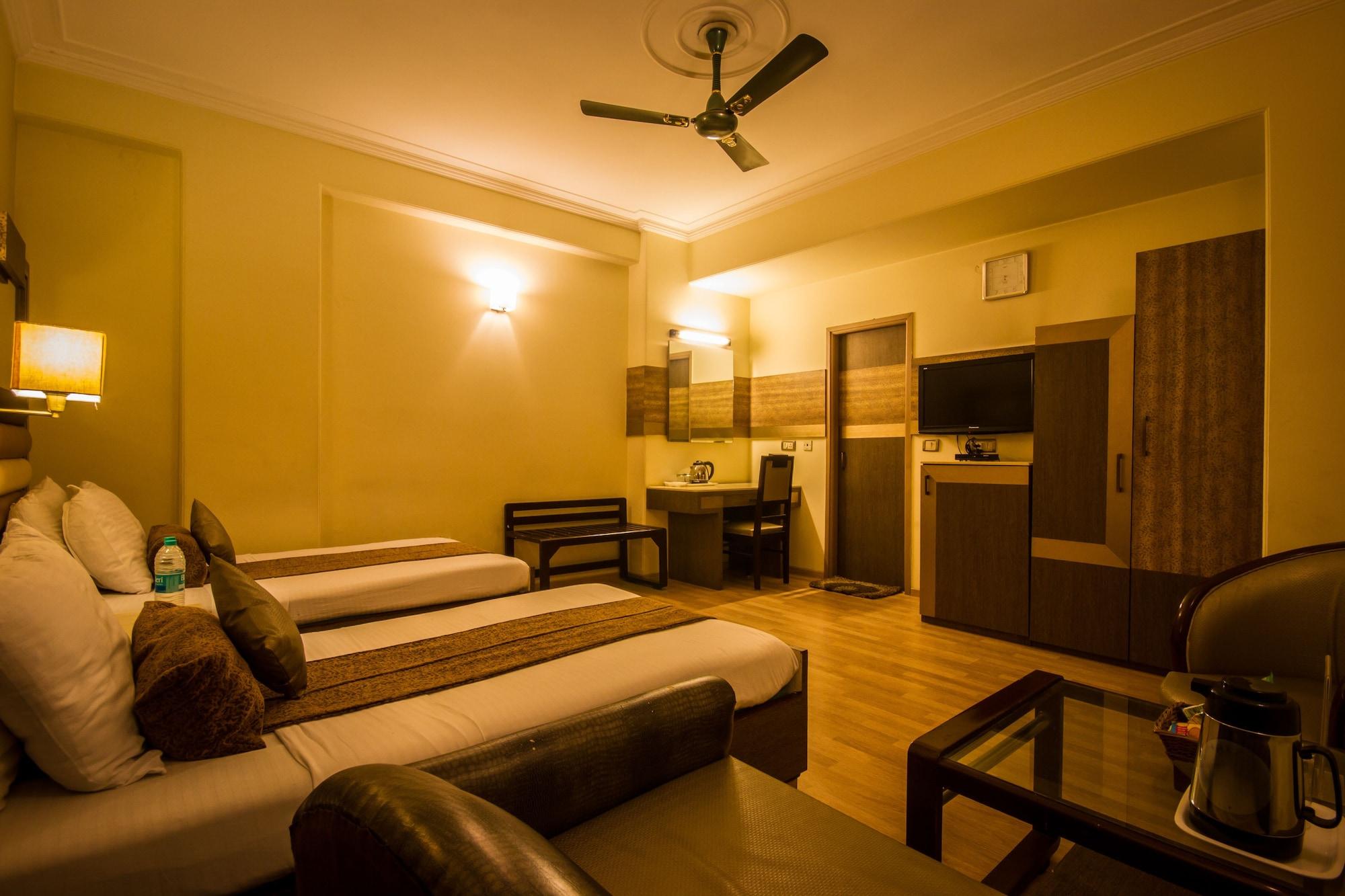 The Suncourt Yatri 3*