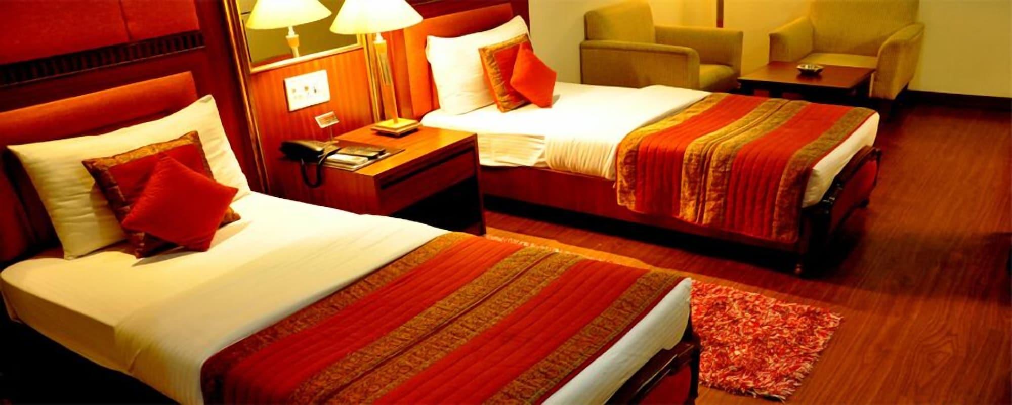 Jewel Palace New Delhi