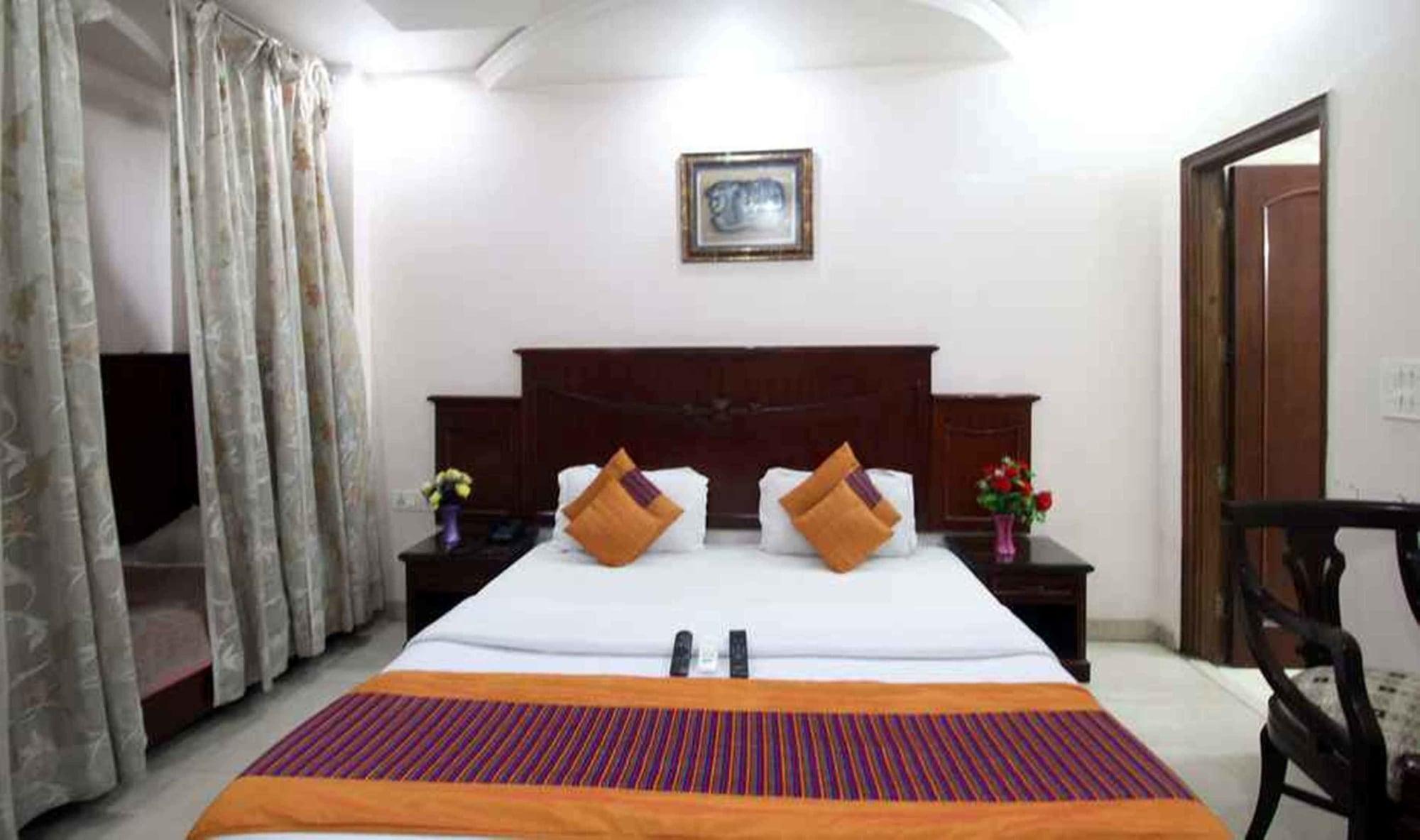 Legend - Walk-in From Railway Station New Delhi