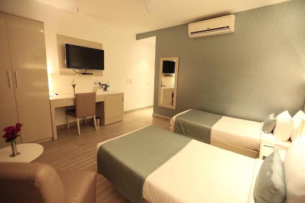 Shanti Palace West Patel Nagar