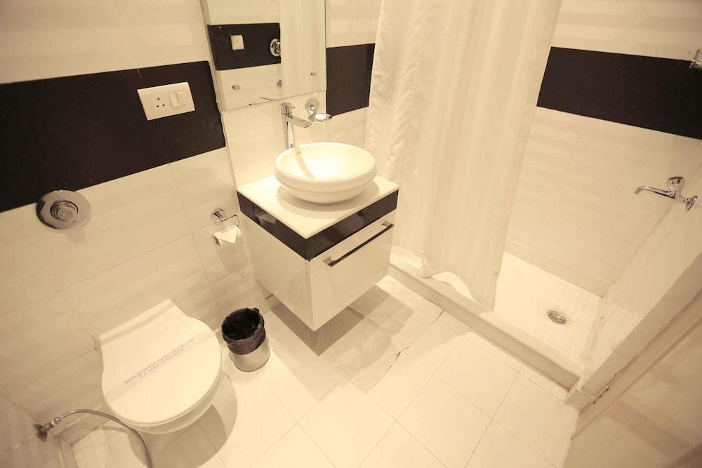 Hotel Shanti Palace West Patel Nagar New Delhi