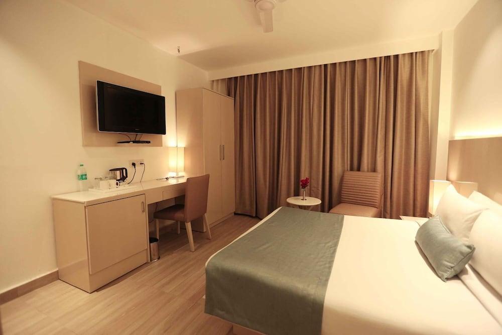 Shanti Palace West Patel Nagar Hotel