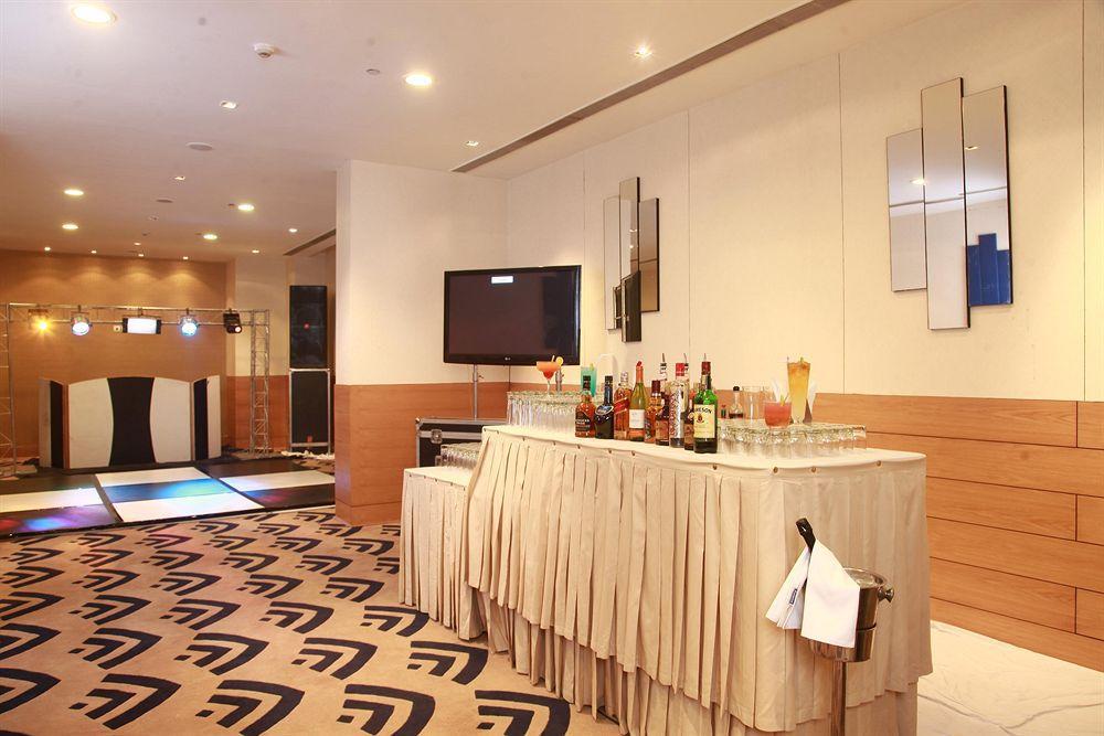 Tulip West Delhi Hotel 3*