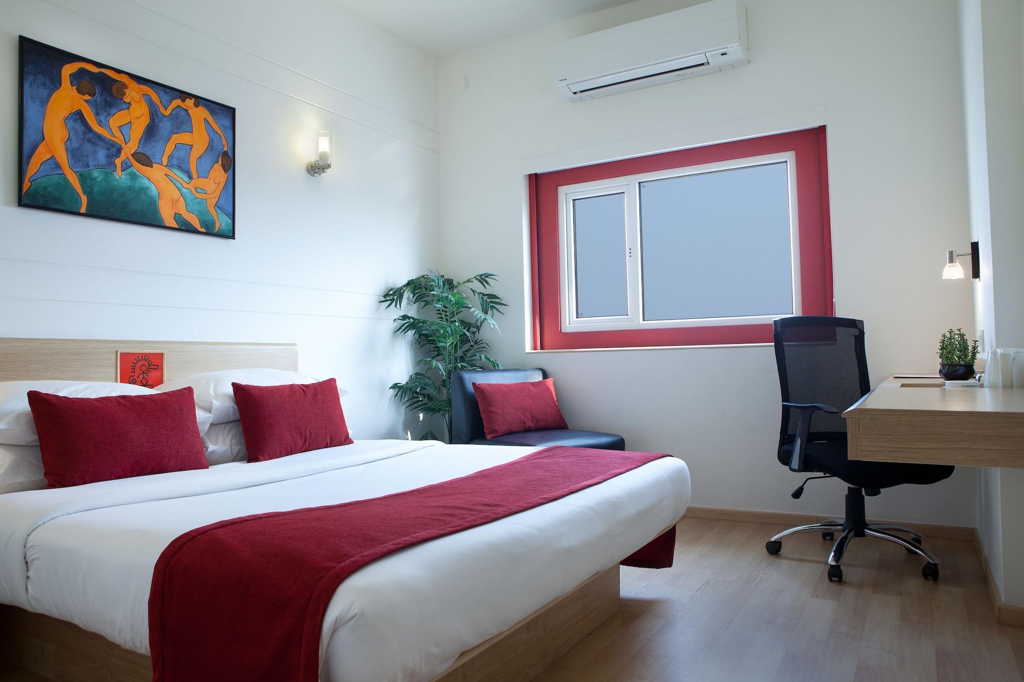 Red Fox By Lemon Tree Hotels, East 3*