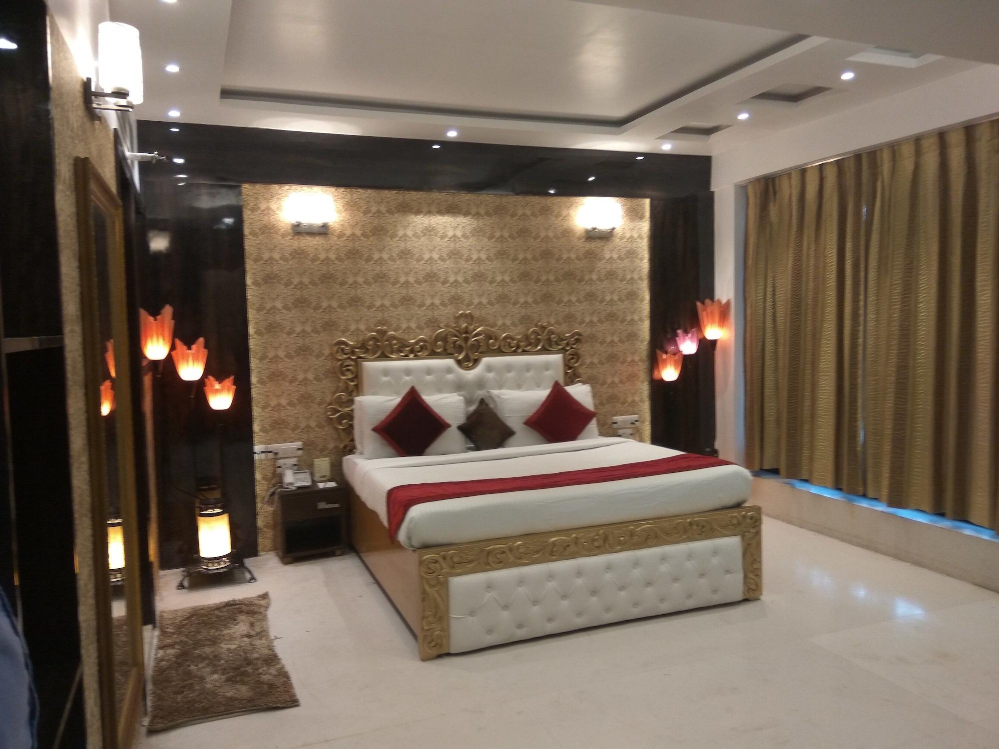 Signature Grand