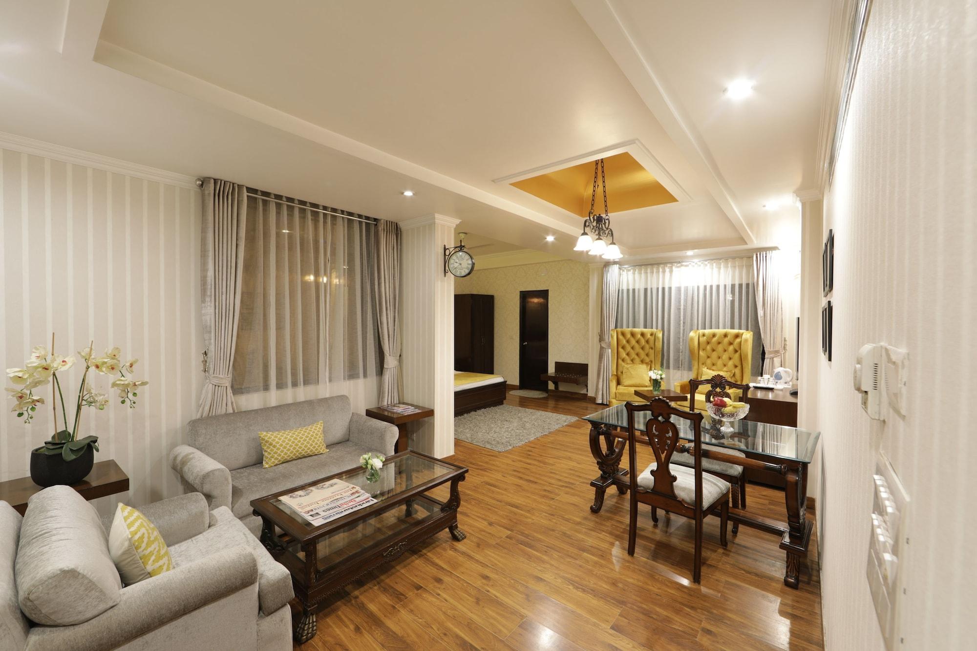 Hotel Rockland Hotel, C.r Park New Delhi
