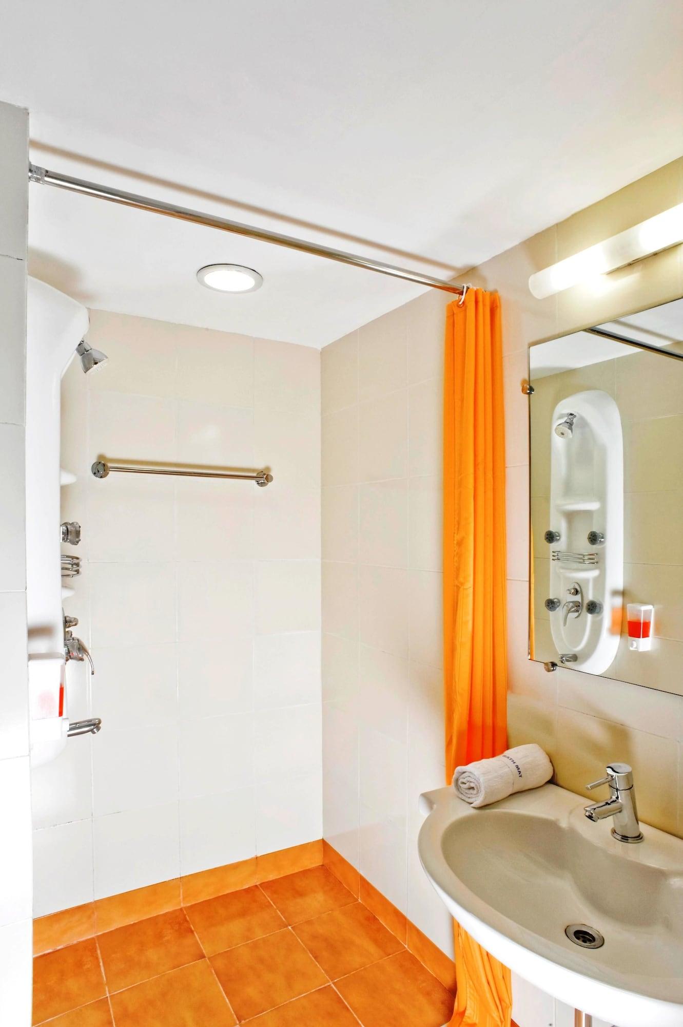 Hotel East Delhi New Delhi