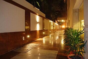 Africa Avenue Gk - 1 Hotel