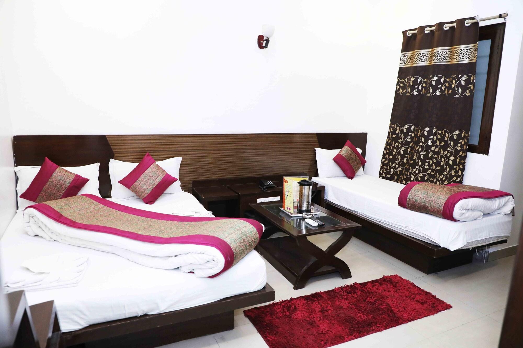 Oyo Flagship Kumar Palace 3* New Delhi
